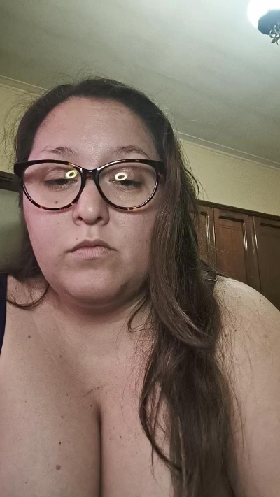 Solcurvytriplxx live cam on Cam4