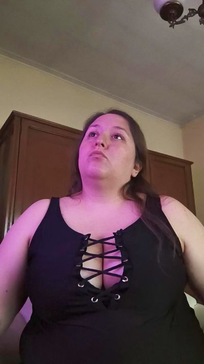 Solcurvytriplxx live cam on Cam4