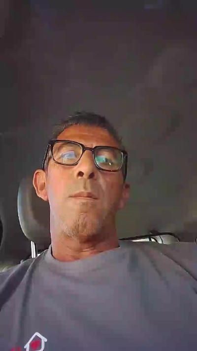 Solitario73 live cam on Cam4