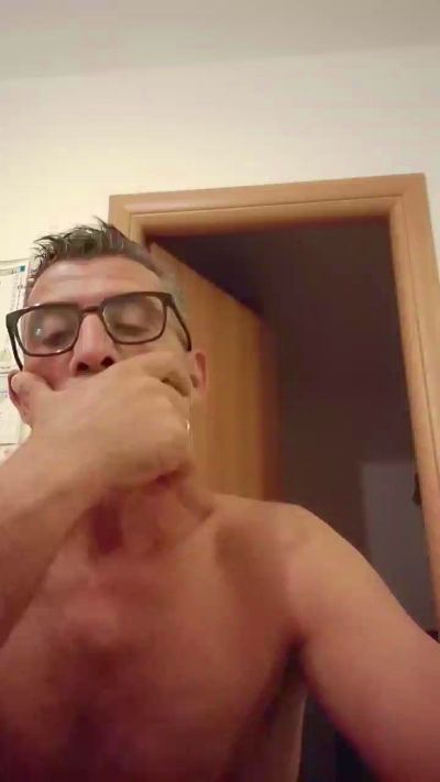 Solitario73 live cam on Cam4