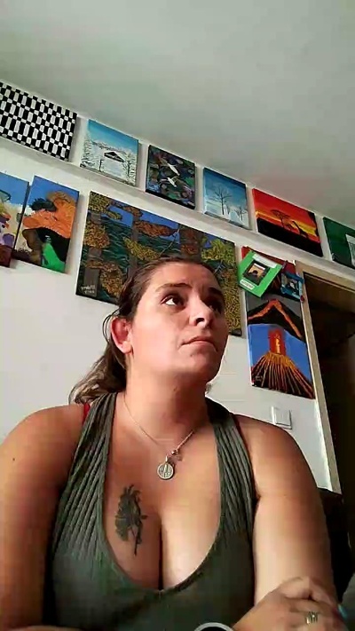 Sollua942871 live cam on Cam4