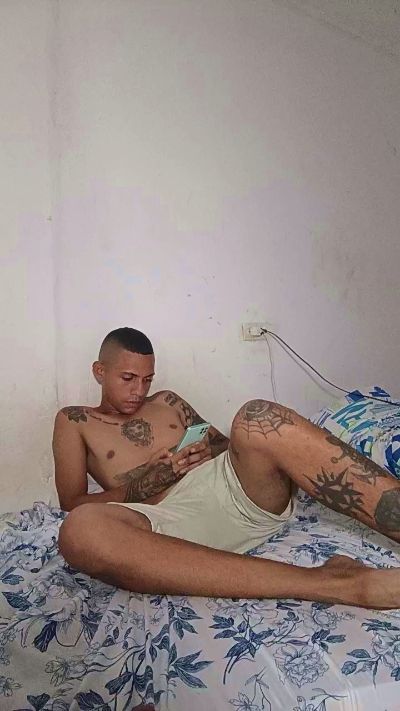 SoloTintaX66T live cam on Cam4