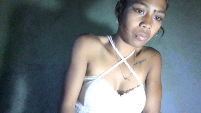 Soloniain live cam on Cam4