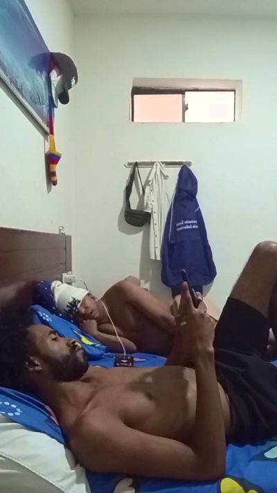 SomosDosActvosv live cam on Cam4
