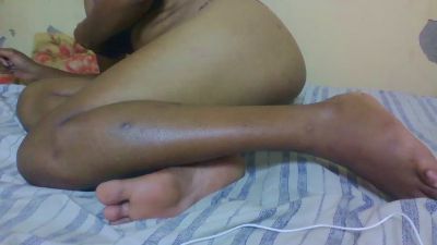 SoniahBella live cam on Cam4