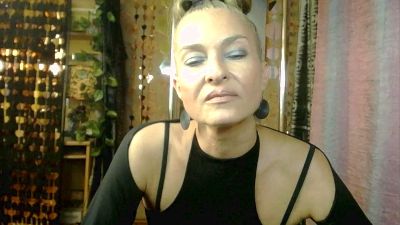 Soniapoledance live cam on Cam4