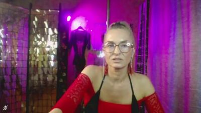 Soniapoledance live cam on Cam4