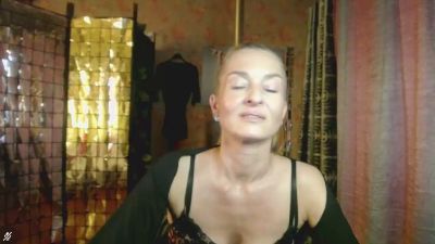 Soniapoledance live cam on Cam4