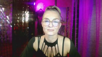 Soniapoledance live cam on Cam4