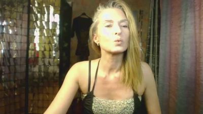 Soniapoledance live cam on Cam4