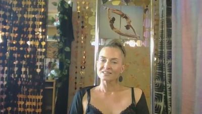 Soniapoledance live cam on Cam4