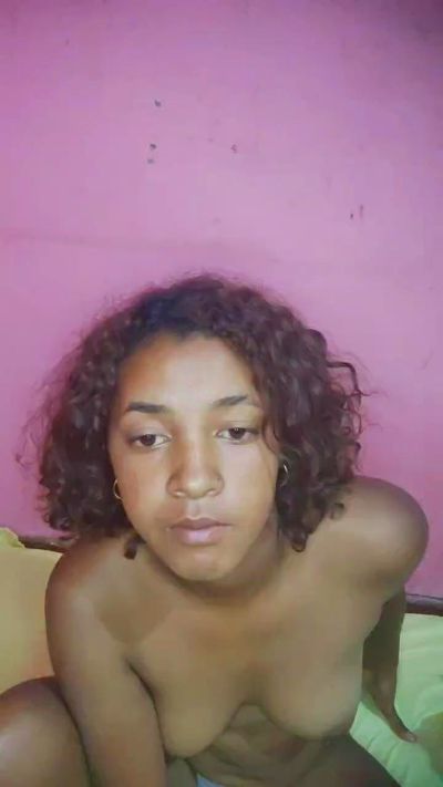 Soniastecy live cam on Cam4
