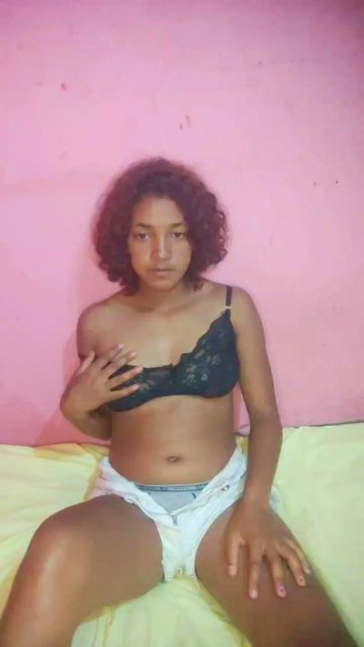 Soniastecy live cam on Cam4