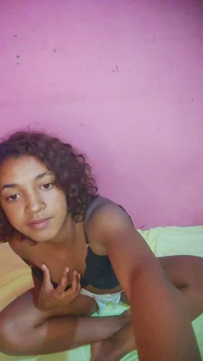 Soniastecy live cam on Cam4