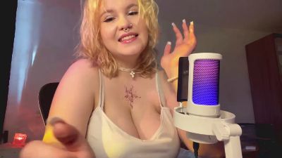 SooMoreles live cam on Cam4