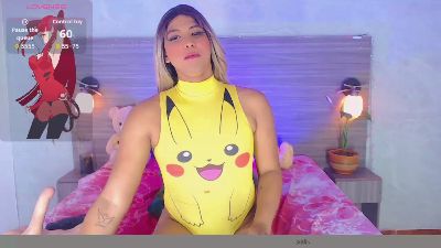 SophiaValentina live cam on Cam4