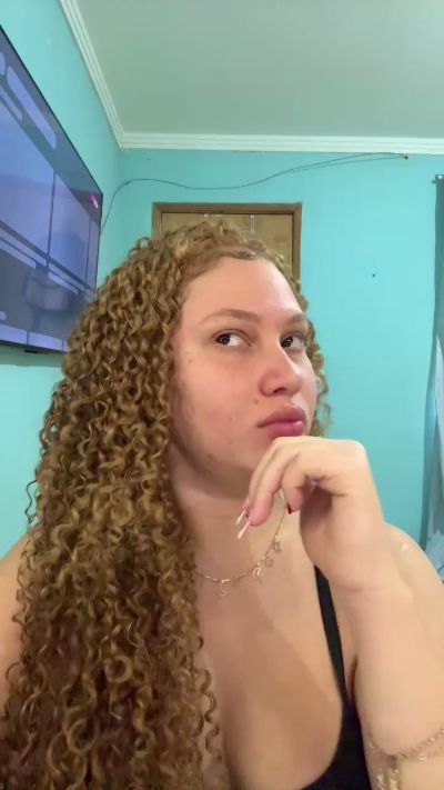 Sophia_hot live cam on Cam4