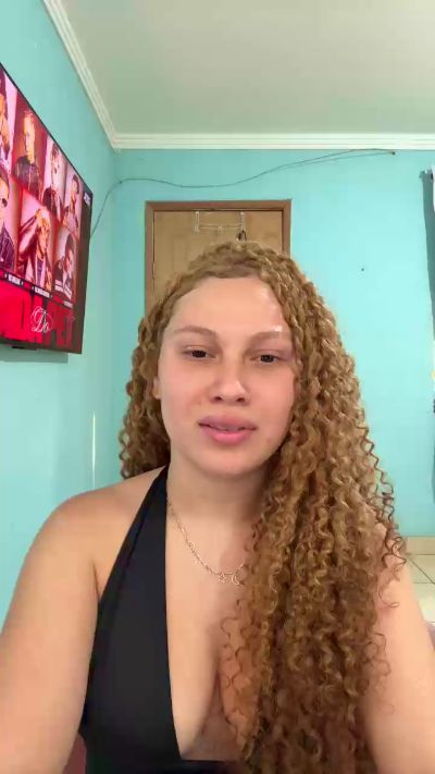 Sophia_hot live cam on Cam4