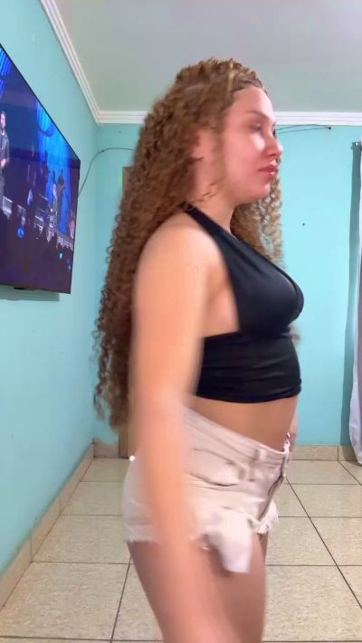 Sophia_hot live cam on Cam4