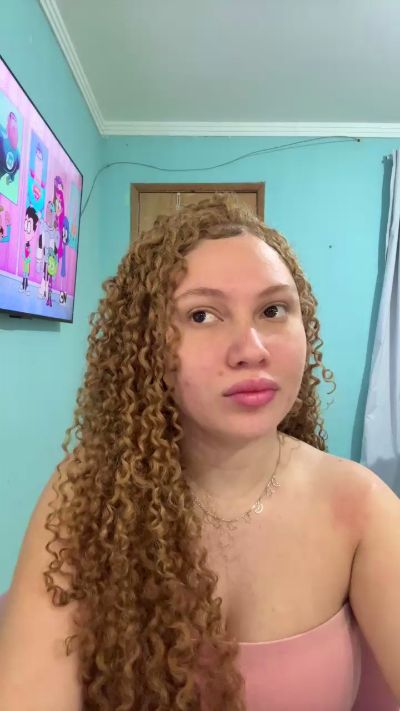Sophia_hot live cam on Cam4
