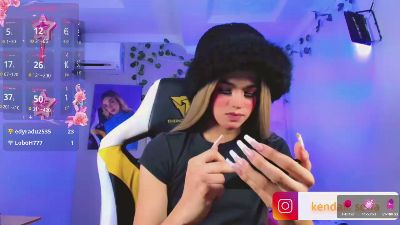 Sophiaa_dolll_ live cam on Cam4