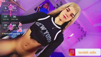 Sophiaa_dolll_ live cam on Cam4
