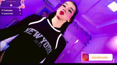 Sophiaa_dolll_ live cam on Cam4