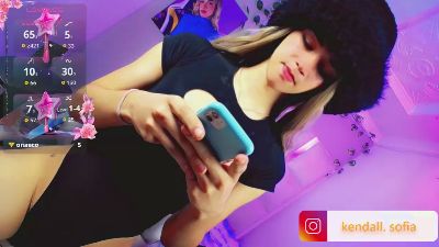 Sophiaa_dolll_ live cam on Cam4