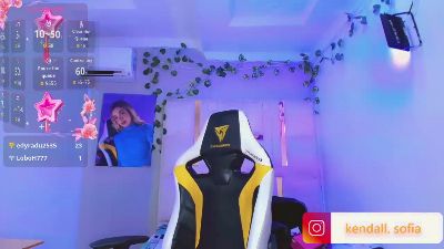 Sophiaa_dolll_ live cam on Cam4