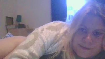Sophiebabe1 live cam on Cam4