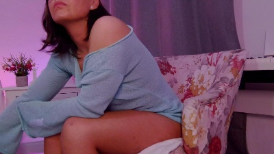 SophieeeRain live cam on Cam4