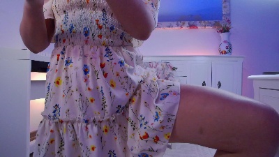 SophieeeRain live cam on Cam4