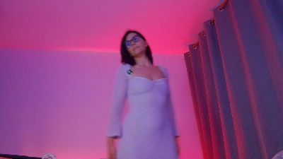 SophieeeRain live cam on Cam4