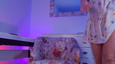 SophieeeRain live cam on Cam4