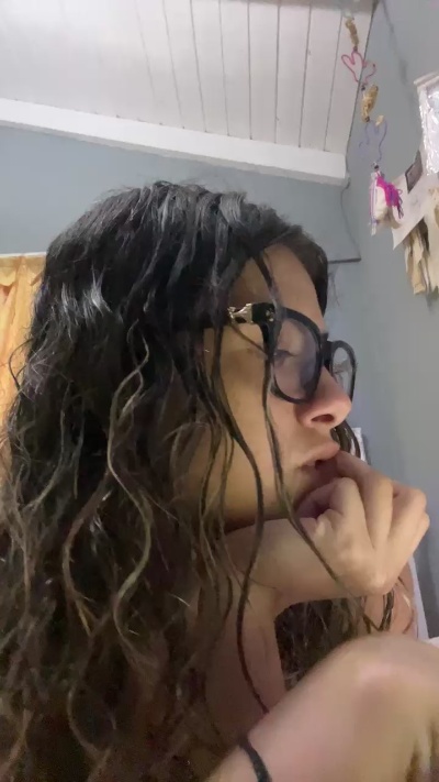Sophiiee live cam on Cam4