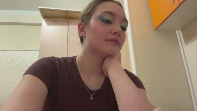 SorayaPesta live cam on Cam4