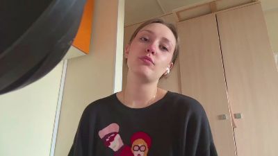 SorayaPesta live cam on Cam4