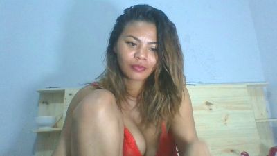 Sorayah_pray live cam on Cam4