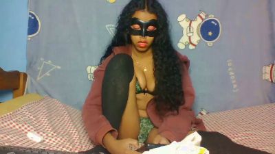 Soreyah_Sexee live cam on Cam4
