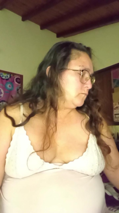 Sorprecita30_ live cam on Cam4