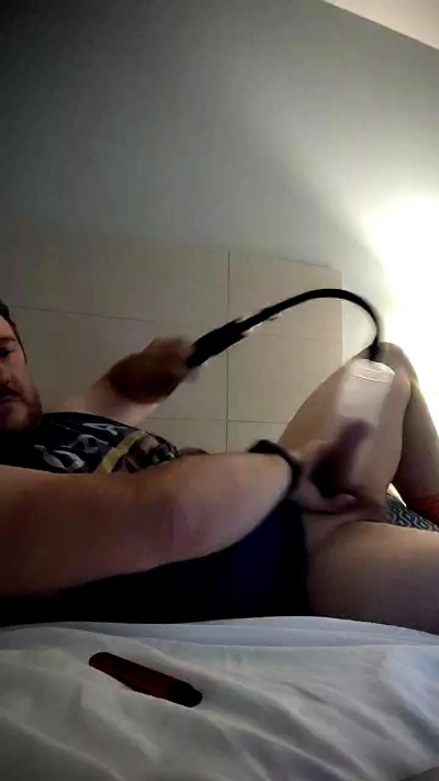 SorryMoM2525 live cam on Cam4