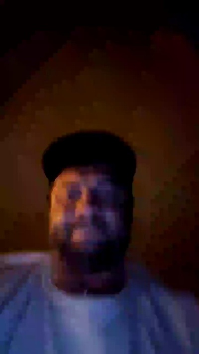 SorryMoM2525 live cam on Cam4