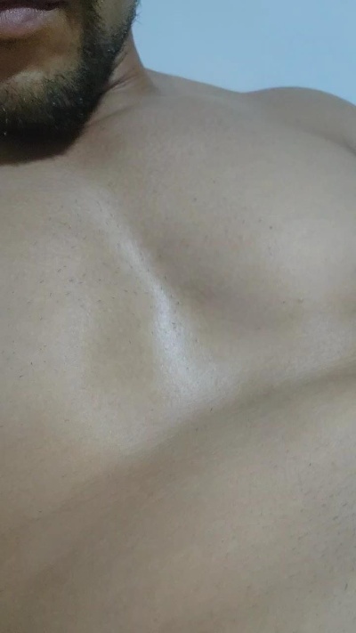 Soukillersexy live cam on Cam4