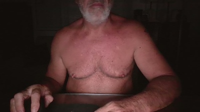SouthmaleFR live cam on Cam4