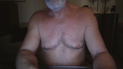 SouthmaleFR live cam on Cam4
