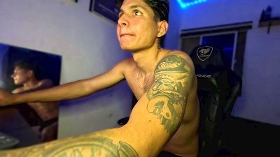 SoySamuel777 live cam on Cam4