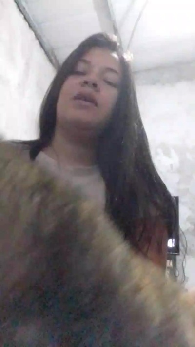 Soy_sashaa live cam on Cam4
