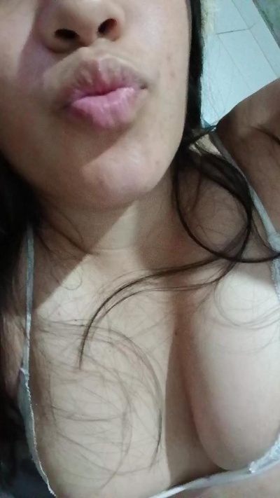 Soy_sashaa live cam on Cam4