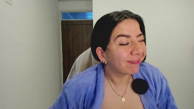 Soycoco8 live cam on Cam4