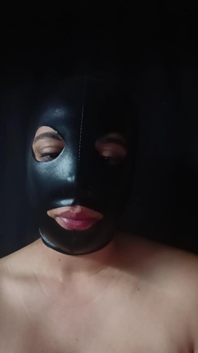 SoylolatuPU live cam on Cam4
